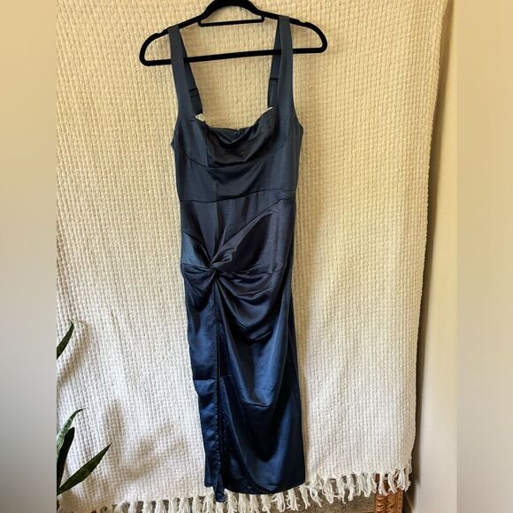 KRISTIN KNOTTED WAIST SPLIT MIDI DRESS NAVY✨ - Picture 4 of 7